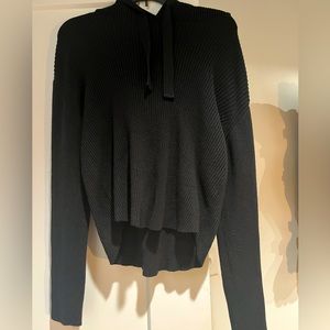 Black ribbed pullover